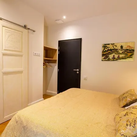 בית נופש La Grange De Gaulejac אורייק-דו-פריגור